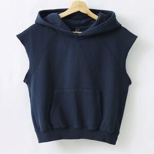 SKIMS Boyfriend Fleece Muscle Hoodie